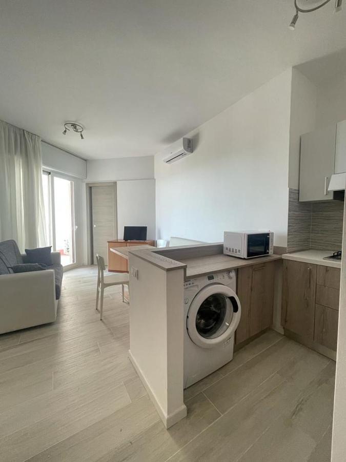 Residence Apollo - Walterigato Apartments Solo Per Famiglie Lido di Jesolo Eksteriør billede