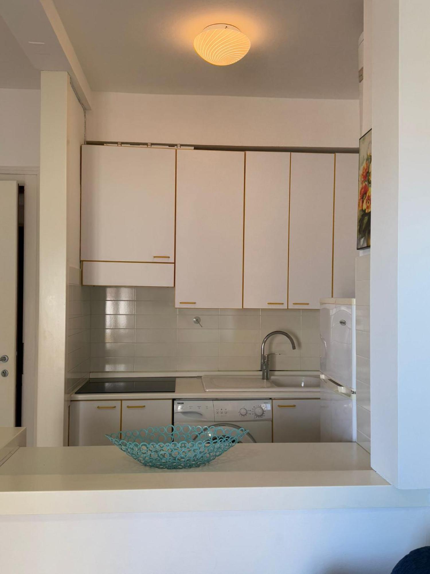 Residence Apollo - Walterigato Apartments Solo Per Famiglie Lido di Jesolo Eksteriør billede