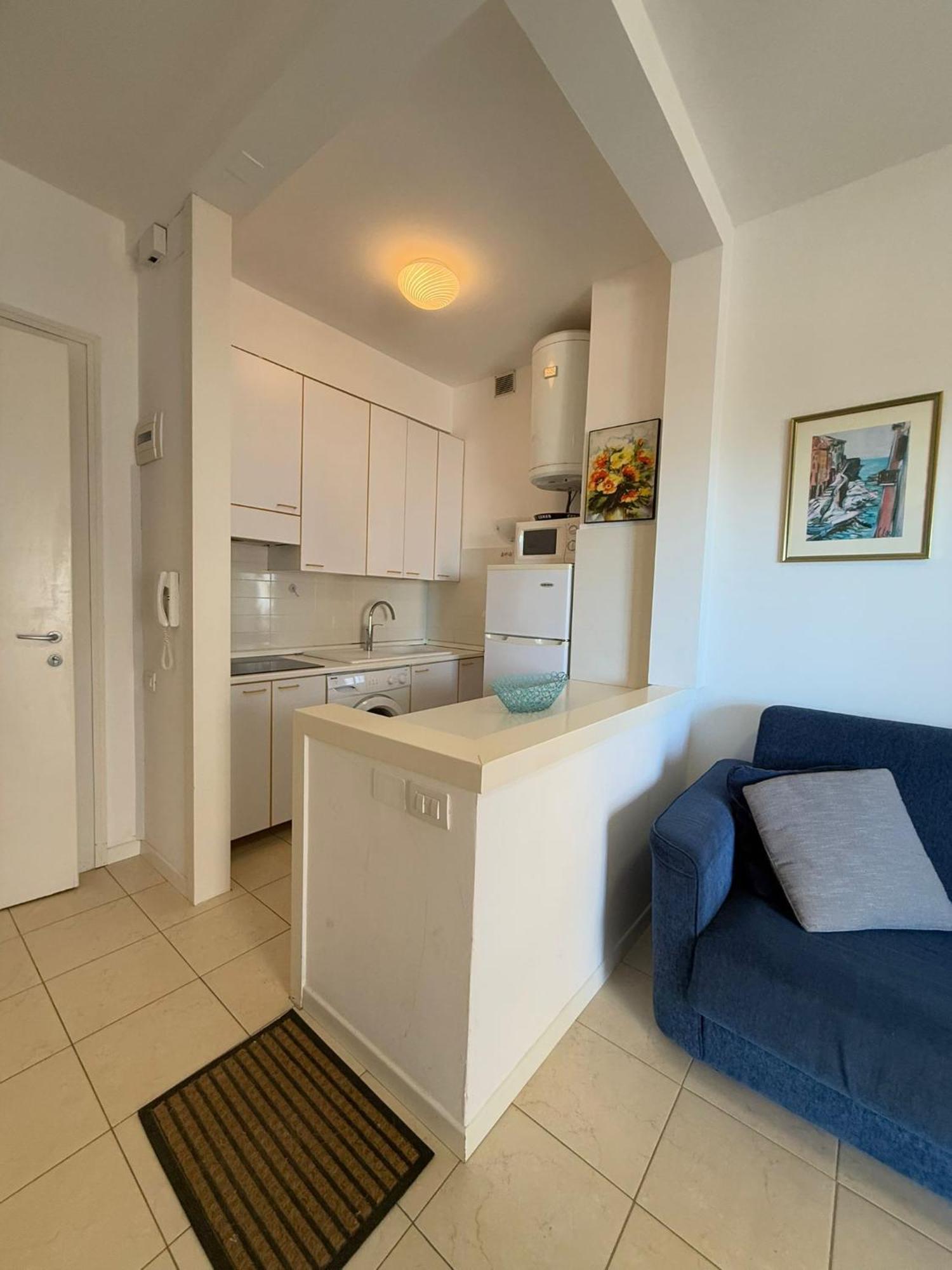 Residence Apollo - Walterigato Apartments Solo Per Famiglie Lido di Jesolo Eksteriør billede